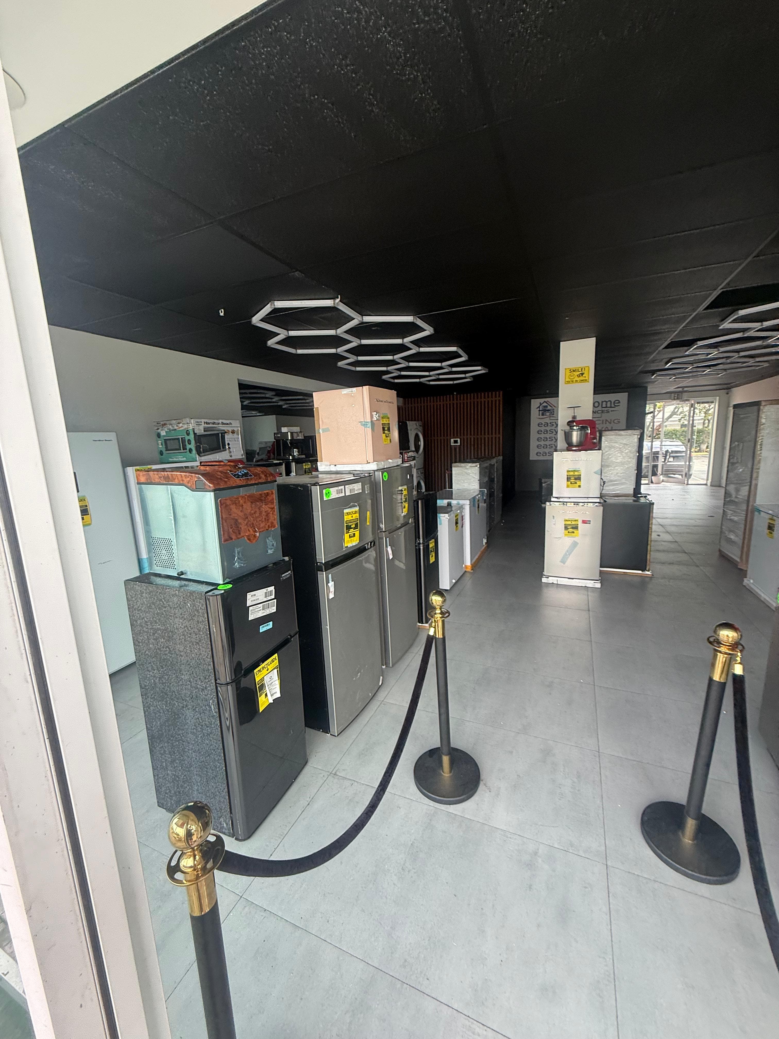 Refrigerators and ranges on the Easy Home Appliances showroom floor